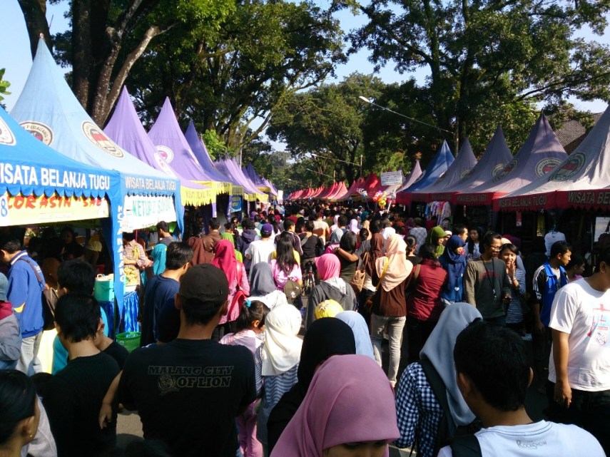 Suasana Pasar Minggu