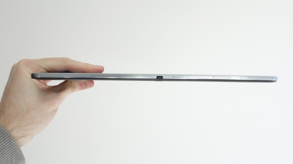 Besaaar, tapi relatif tipis (Foto dari techcrunch.com)