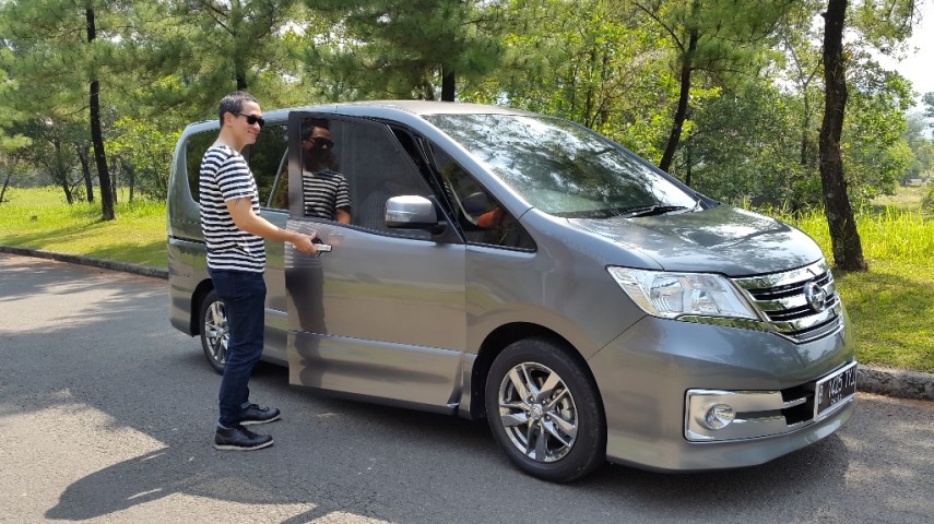 Ukurannya pas buat gw. Dan tampangnya cukup "maskulin", iya gak sih?