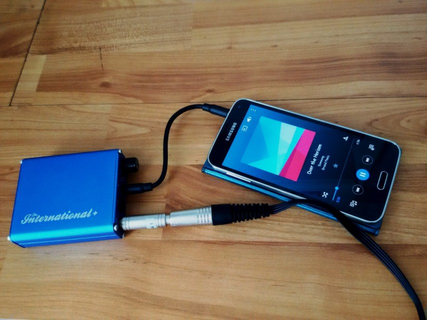Amplifier portable. Gak tau deh istilah benernya apaan....