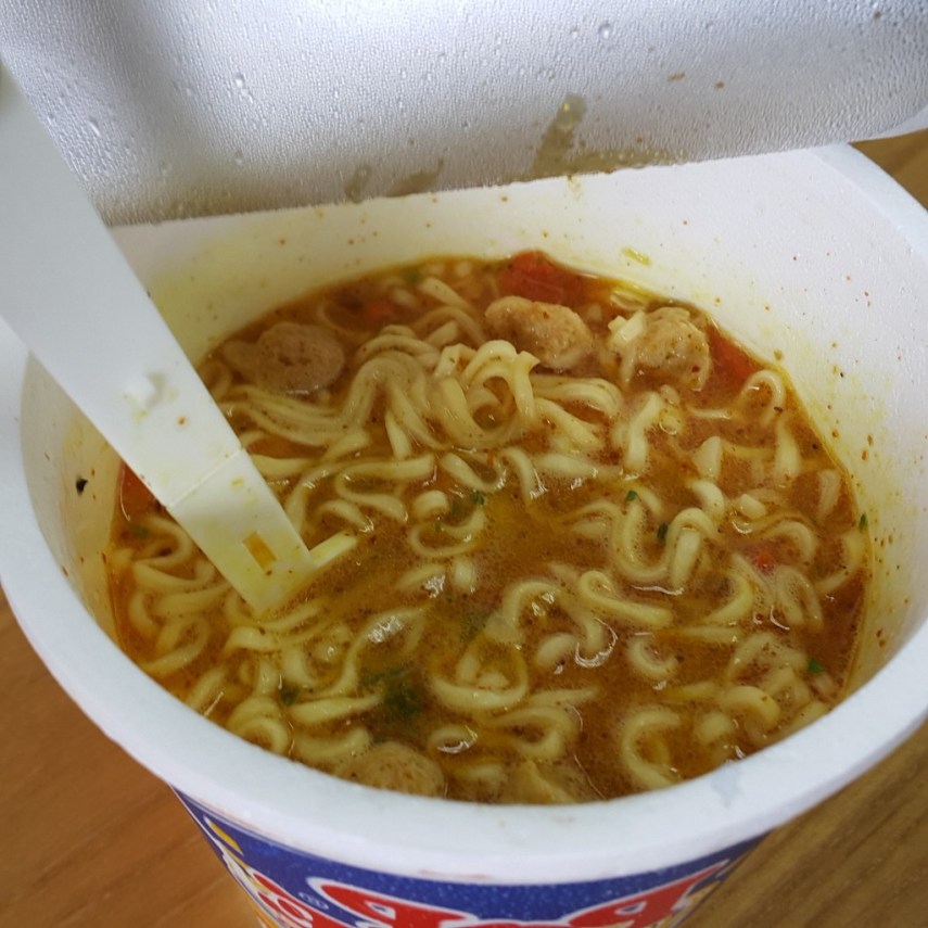 Pop Mie Kari KEJU siap dinikmati!